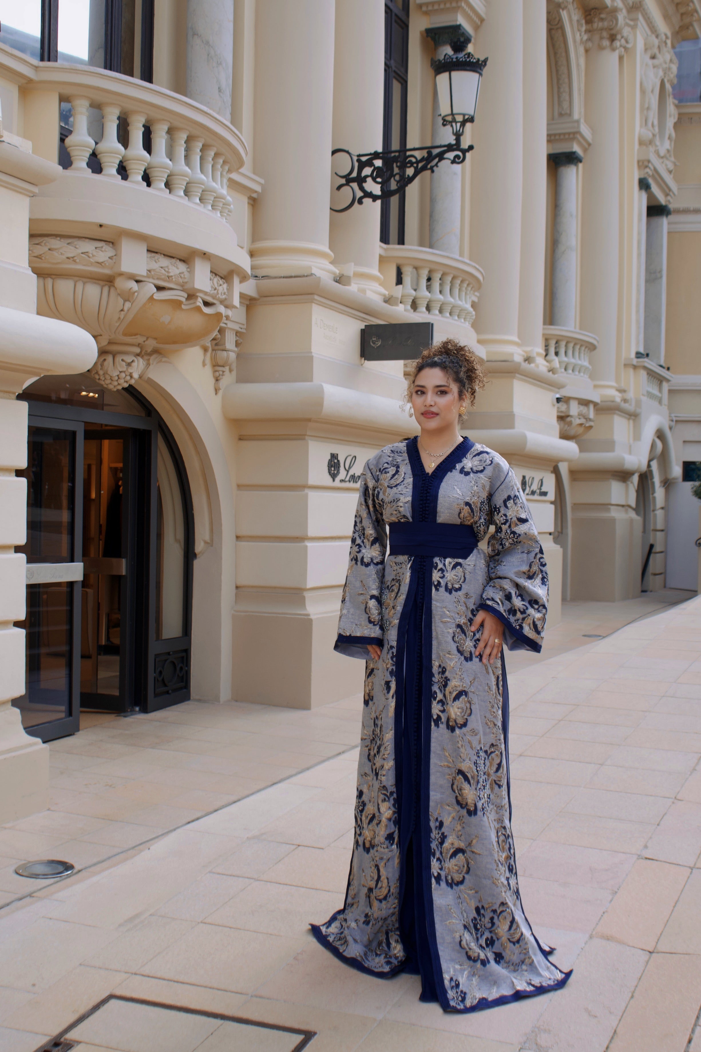 Abito Kimono Lungo con Stampa Floreale Blu e Grigio
